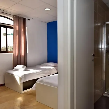 City Living Tk2 Rm 1