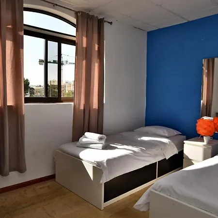 City Living Tk2 Rm 1 Guest house
